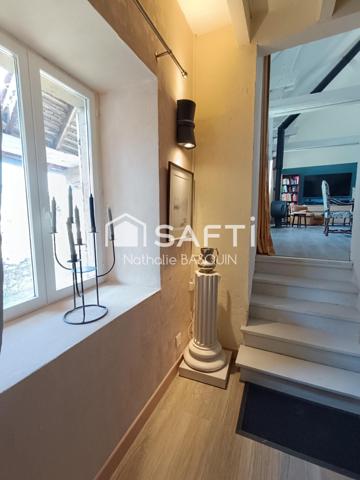 Buxy, jolie maison en pierre  au calme avec vue