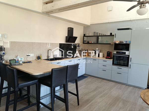 Buxy, jolie maison en pierre  au calme avec vue