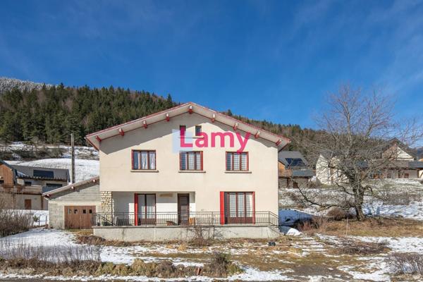 Maison + dépendance + combles