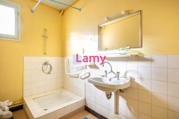 Maison + dépendance + combles