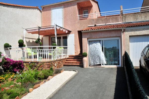 Saint-Raphaël (83700) À louer – Villa mitoyenne 4 pièces – Saint-Raphaël (83700)