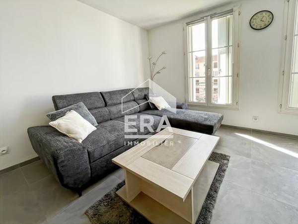 PROCHE GARE DE MELUN - F2 MEUBLÉ en DUPLEX 46 m2 avec box
