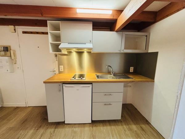 Appartement LANGON 1 Pièce 34.68 m Ref : CRISTAL