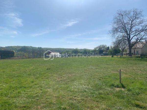 Terrain de 1 425 m²