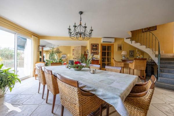 Maison à vendre |  Arcangues |  5 pièces | 158 m²