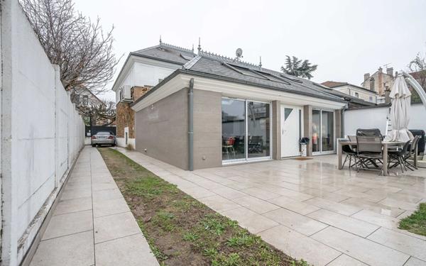 Maison à vendre    6 pièces •  Joinville-le-Pont