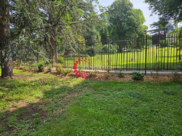 3 P 86 m² + loggias au calme avec vue proche village.