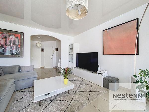 A vendre appartement 4 pièces avec terrasse, garage et place de parking à Montpellier