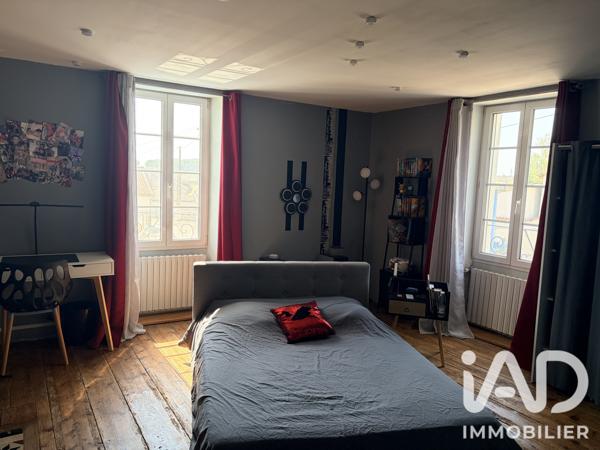 Maison à vendre 10 pièces 264 m² Hiersac