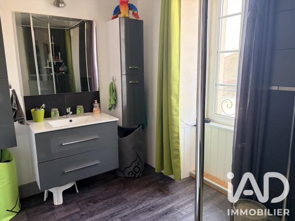 Maison à vendre 10 pièces 264 m² Hiersac