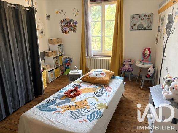Maison à vendre 10 pièces 264 m² Hiersac