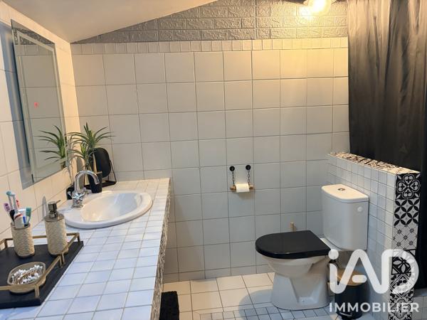 Maison à vendre 10 pièces 264 m² Hiersac