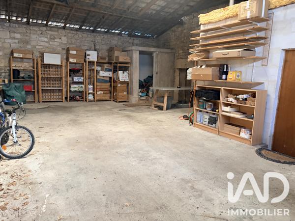 Maison à vendre 10 pièces 264 m² Hiersac