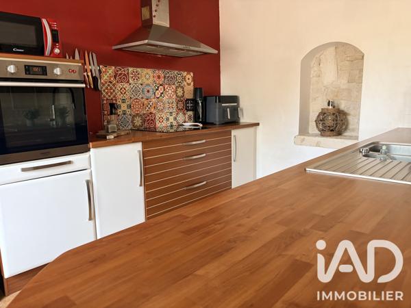 Maison à vendre 10 pièces 264 m² Hiersac