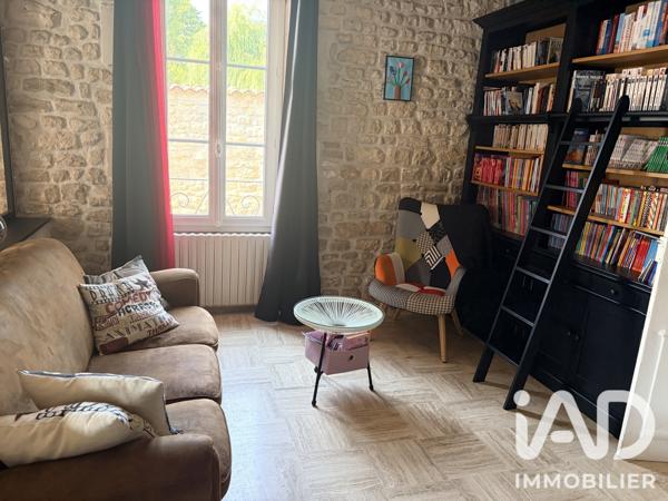 Maison à vendre 10 pièces 264 m² Hiersac