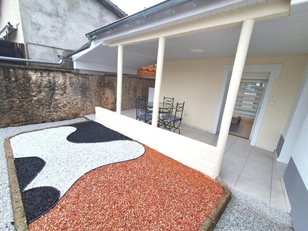 Beau T2 meublé avec terrasse et jardin