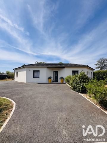 Maison à vendre 4 pièces 125 m² Saint-Seurin-sur-l'Isle