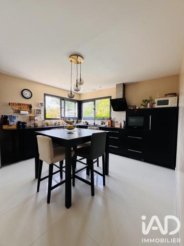Maison à vendre 4 pièces 125 m² Saint-Seurin-sur-l'Isle