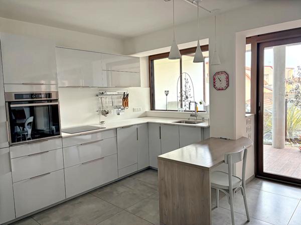 La Conciergerie Appartement Bourg En Bresse 3 pièce(s) 111.48 m2 Terrasse Garage