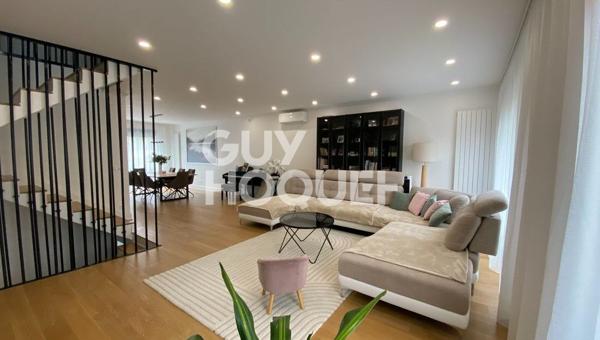 Maison d'exception à vendre - 5 chambres - Grand standing à Les Pavillons Sous Bois