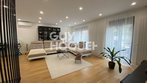 Maison d'exception à vendre - 5 chambres - Grand standing à Les Pavillons Sous Bois