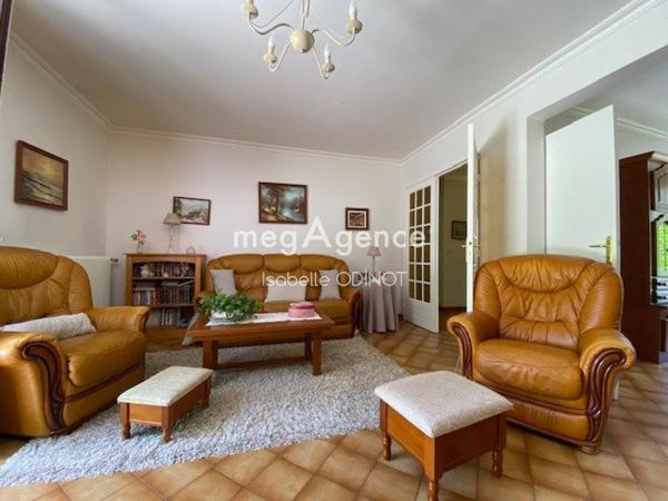 Maison à FONTENAY-SAINT-PERE, 78440 - 7 pièces 154m²