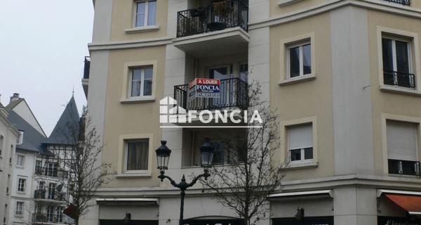 Location Appartement 3 pièces 69.81 m² - Le Plessis-robinson 92350