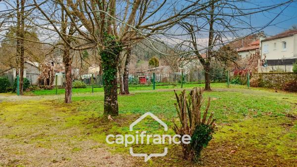 Dpt Lot et Garonne (47), à vendre SAUVETERRE LA LEMANCE Hôtel-Restaurant à rénover