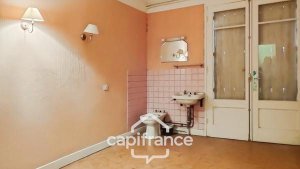 Dpt Lot et Garonne (47), à vendre SAUVETERRE LA LEMANCE Hôtel-Restaurant à rénover