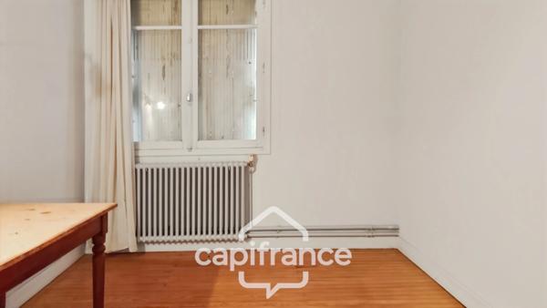 Dpt Lot et Garonne (47), à vendre SAUVETERRE LA LEMANCE Hôtel-Restaurant à rénover