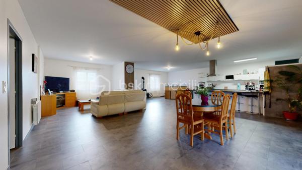 Maison traditionnelle de 213 m²