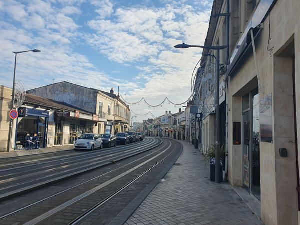 Local commercial à LOUER