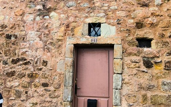 Maison à vendre    2 pièces •  Alet-les-Bains