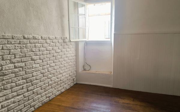 Maison à vendre    2 pièces •  Alet-les-Bains