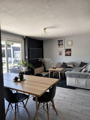 Maison contemporaine et économe avec studio indépendant.