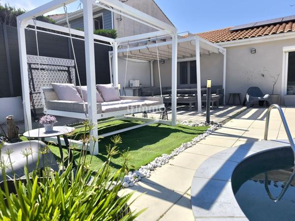 Maison contemporaine et économe avec studio indépendant.