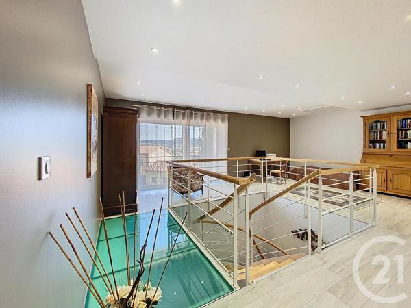 Maison à vendre  5 pièces - 292,23 m2 ST GERMAIN LAPRADE - 43