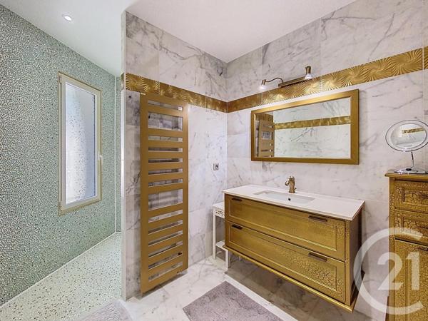 Maison à vendre  5 pièces - 292,23 m2 ST GERMAIN LAPRADE - 43