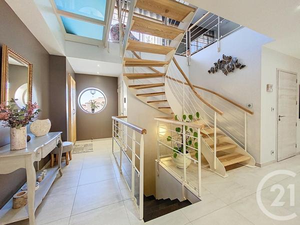 Maison à vendre  5 pièces - 292,23 m2 ST GERMAIN LAPRADE - 43