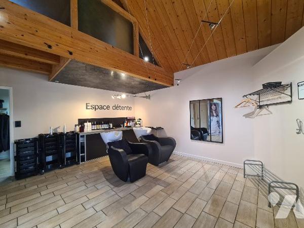 Immobilier Professionnel à vendre Vercel-Villedieu-le-Camp