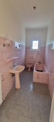 HAUT DE VILLA T3 DE  70 m2, TERRASSE, JARDIN, VUE MER, combles aménageables