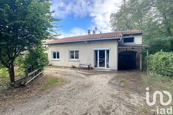 Maison à vendre 4 pièces 68 m² Saint-Yrieix-sur-Charente