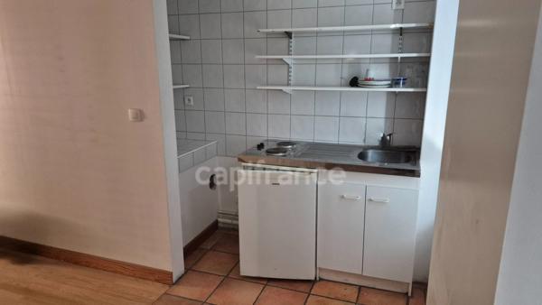 Baisse de prix Affaire à saisir: Immeuble avec Local commercial MONTREJEAU (31) surface totale 363 m2 RDC + 2 étages et 1 studio