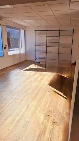 Baisse de prix Affaire à saisir: Immeuble avec Local commercial MONTREJEAU (31) surface totale 363 m2 RDC + 2 étages et 1 studio