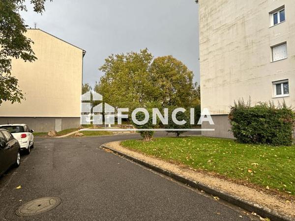 Location Appartement 3 pièces 61.6 m² - 22 ALLEE DES TILLEULS La Chapelle St Mesmin 45380