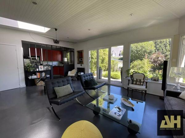 LE RELECQ-KERHUON - TRES BELLE MAISON - 3 CHAMBRES - JARDIN CLOS