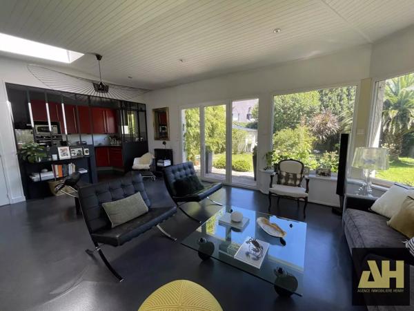 LE RELECQ-KERHUON - TRES BELLE MAISON - 3 CHAMBRES - JARDIN CLOS
