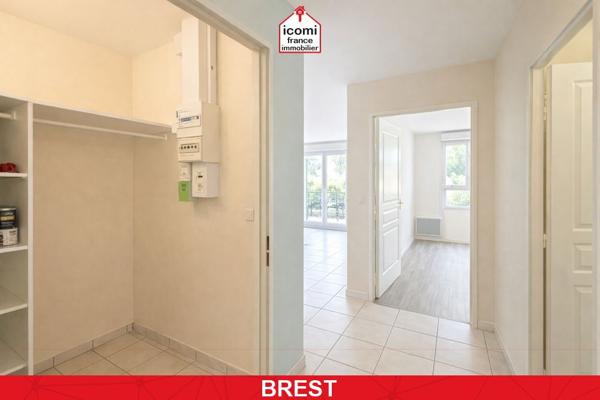 A VENDRE - APPARTEMENT 42M² - 1 CHAMBRE - - BOURG DE LAMBEZELEC - ASCENSEUR - PROCHE COMMERCES
