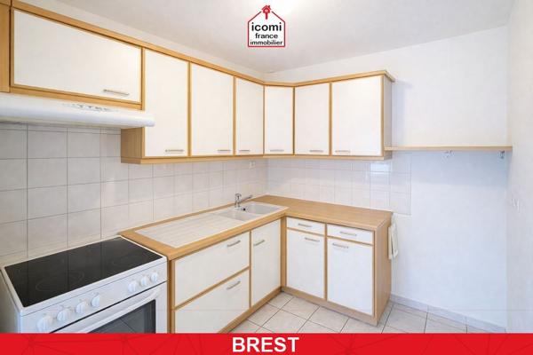 A VENDRE - APPARTEMENT 42M² - 1 CHAMBRE - - BOURG DE LAMBEZELEC - ASCENSEUR - PROCHE COMMERCES