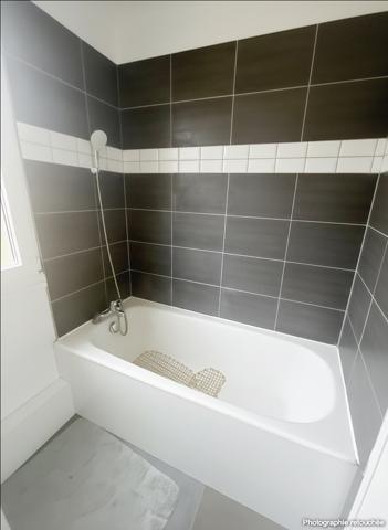 Chelles (77500) Appartement F4 traversant au dernier étage avec deux balcons – Résidence sécurisée à Chelles